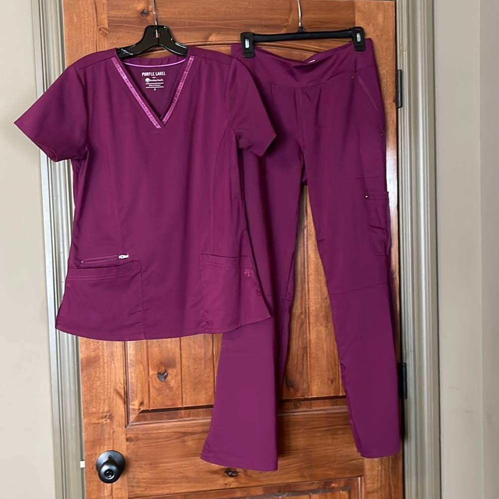 Healing Hands Purple Label Scrub Shirt and Yoga Pants